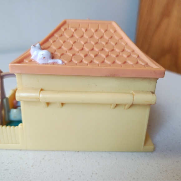 Vintage Polly Pocket 1994 Bluebird Nursery School House Playset - Picture 9 of 10